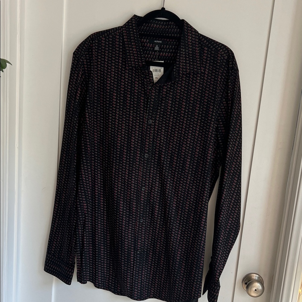 Alfani Men's Black and Red Casual Button-Down Shirt